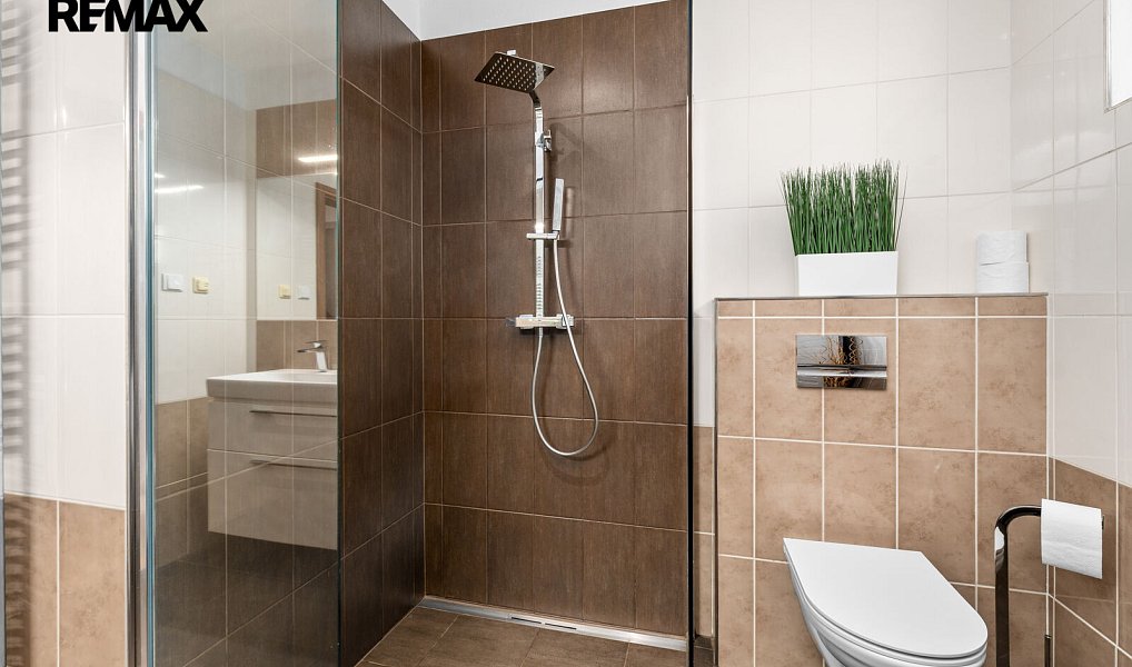 Prodej domu 134 m² s pozemkem 1 409 m², Lišov – náhled fotky 21