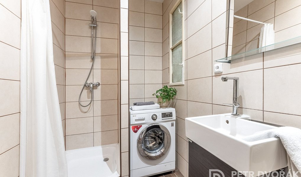 Prodej bytu 3+kk 74 m², Praha – náhled fotky 12