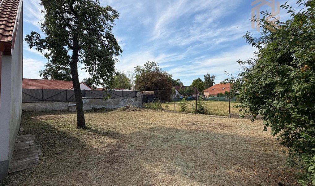 Prodej domu 137 m² s pozemkem 332 m², Rostoklaty – náhled fotky 25
