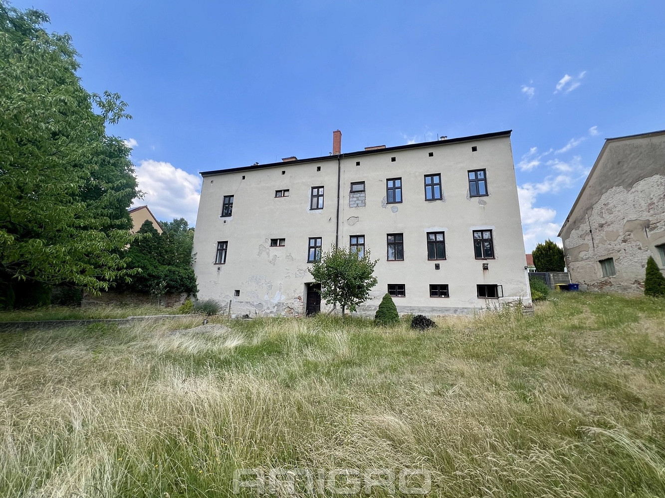 Prodej nájemního domu, činžáku 1 000 m² – fotografie 3