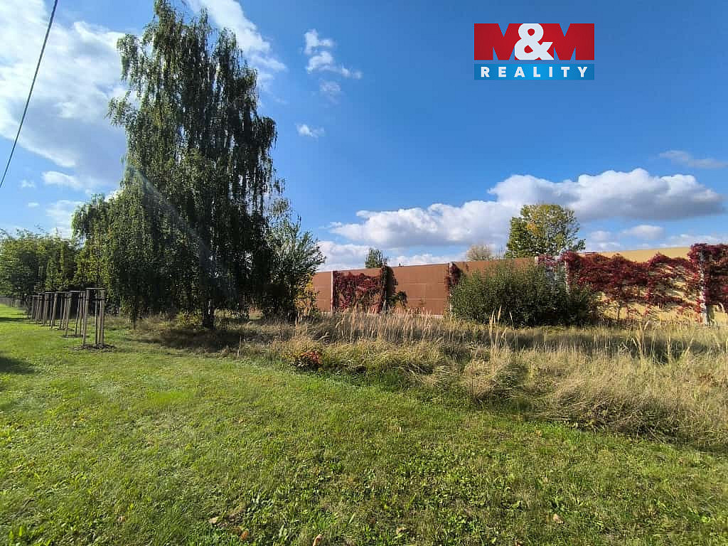 Pronájem zahrady 1 835 m²