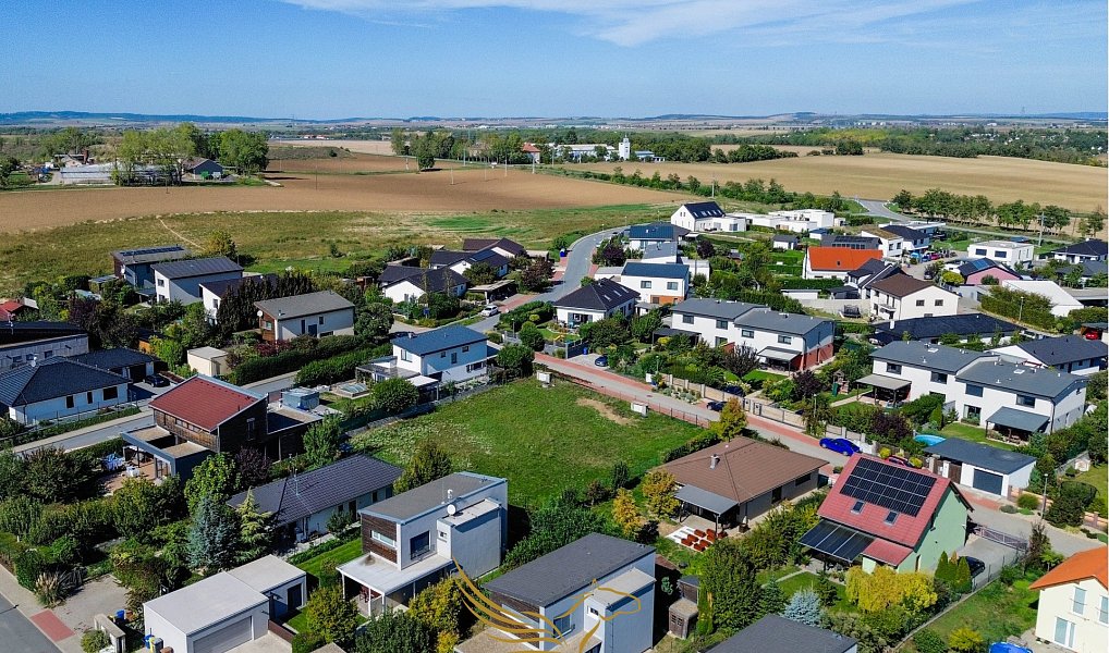 Prodej stavebního pozemku 561 m², Hrušovany u Brna – náhled fotky 9