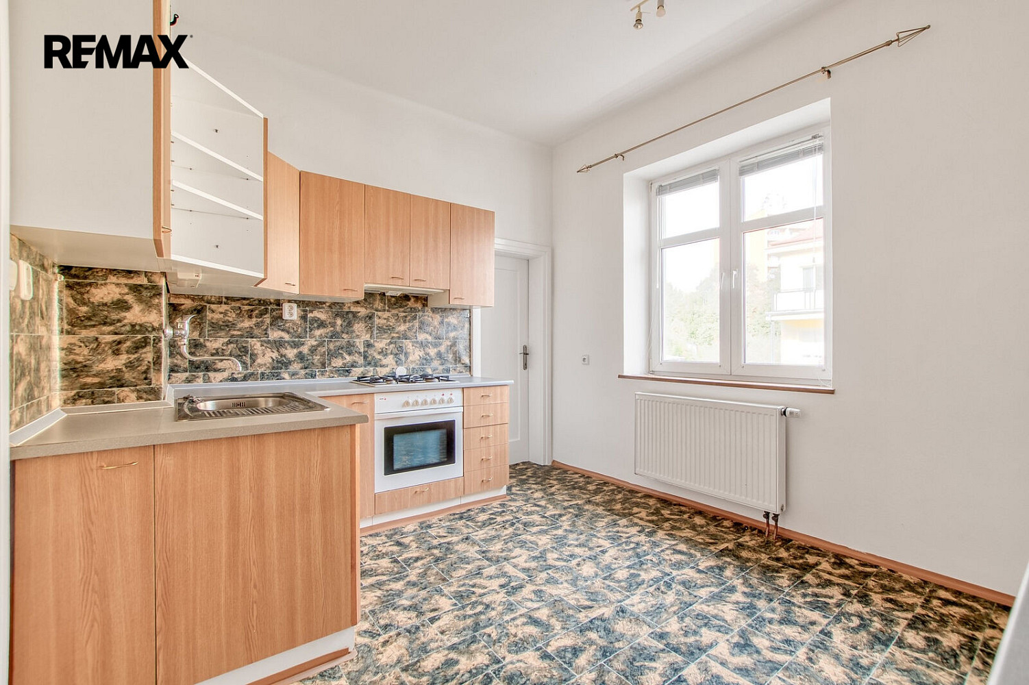 Pronájem domu 150 m² s pozemkem 206 m² – fotografie 2