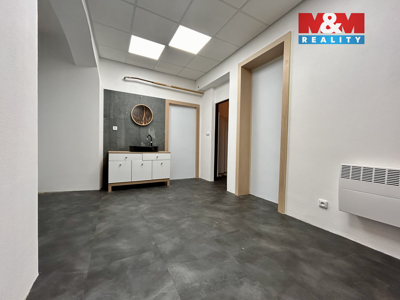 Pronájem obchodních prostor 23 m²
