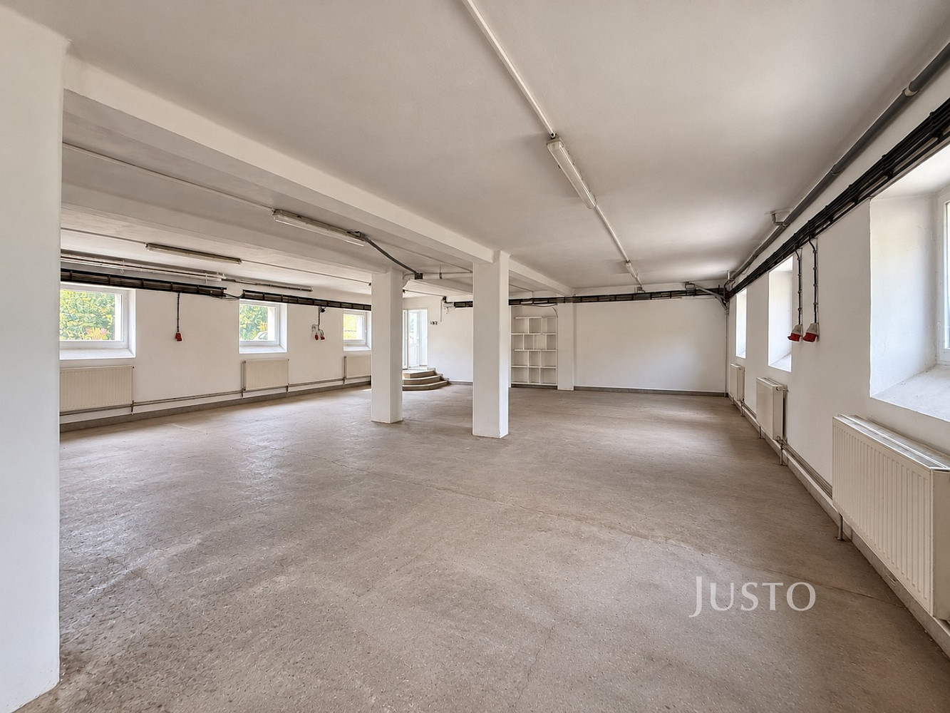 Pronájem výrobních prostor 200 m² – fotografie 3
