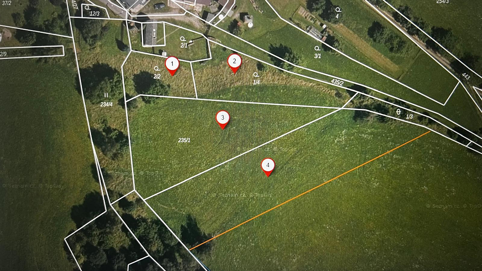 Prodej stavebního pozemku 6 000 m²