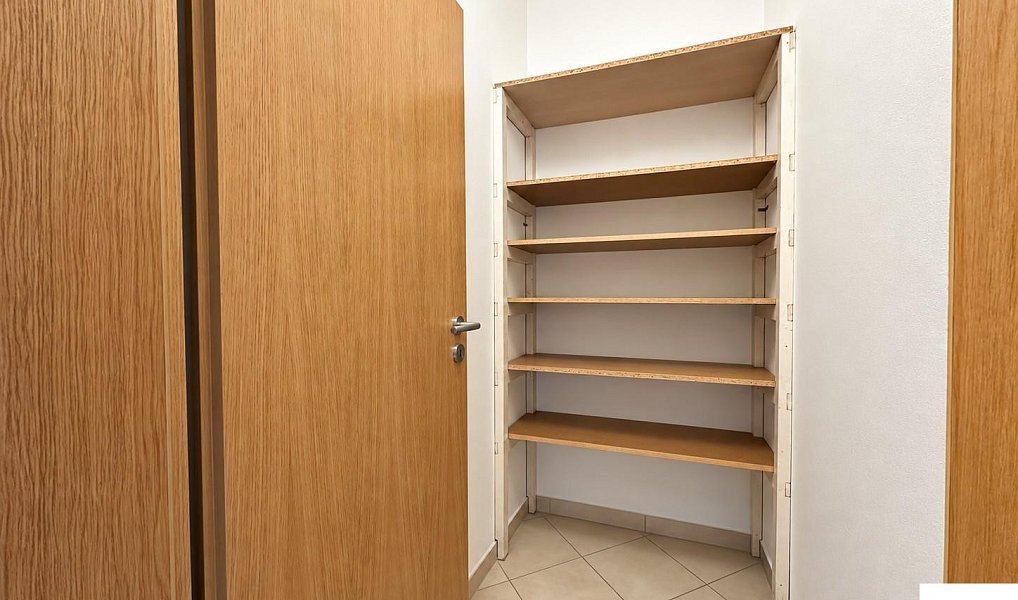 Pronájem bytu 1+kk 35 m², Praha – náhled fotky 10