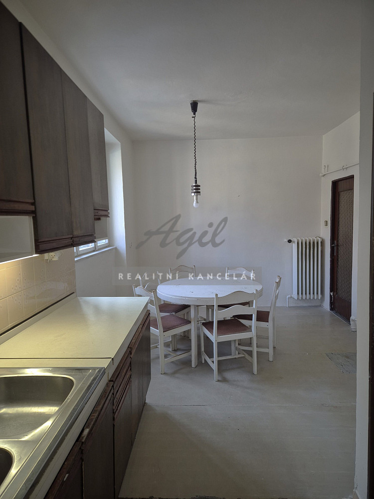 Prodej bytu 3+1 98 m² – pohled 2