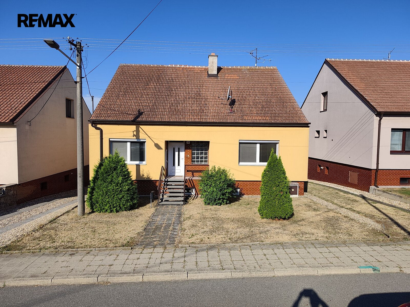 Prodej domu 216 m² s pozemkem 694 m² – fotografie 2
