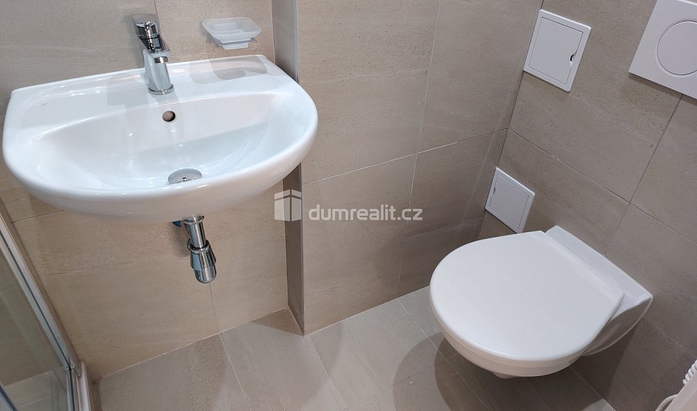 Pronájem bytu 1+kk 21 m², Děčín – náhled fotky 7
