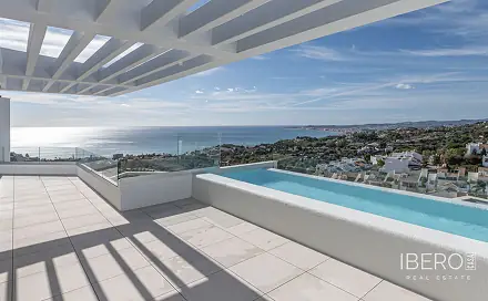 Prodej domu 210 m² s pozemkem 210 m², Benalmadena, Španělsko