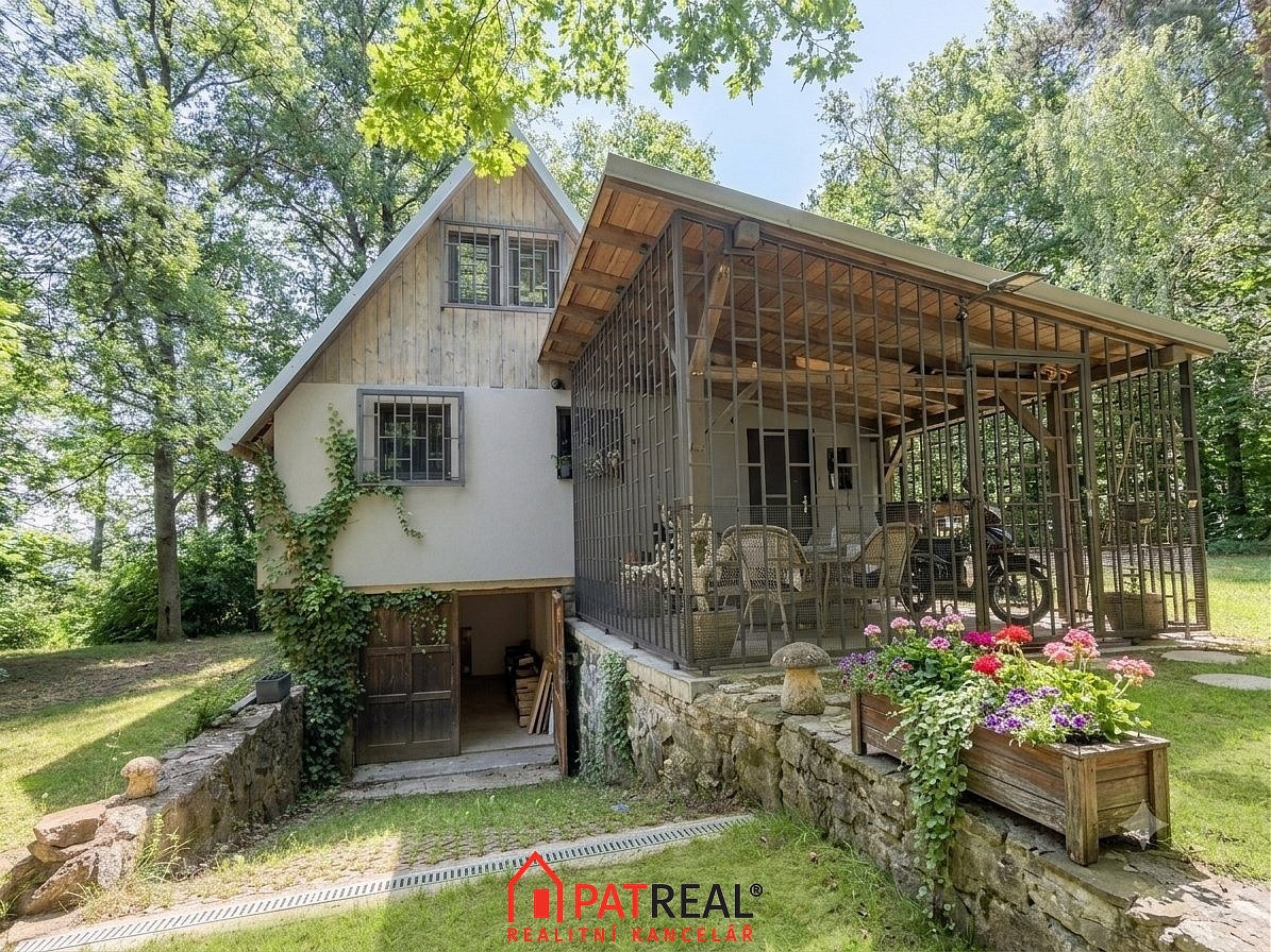 Prodej chaty/chalupy 120 m² s pozemkem 84 m²