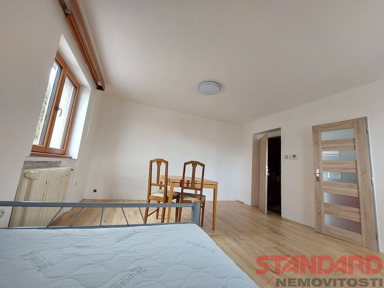 Pronájem bytu 1+1 37 m² – fotografie 3