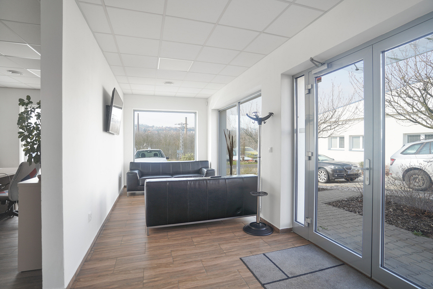 Pronájem výrobních prostor 420 m² – fotografie 3