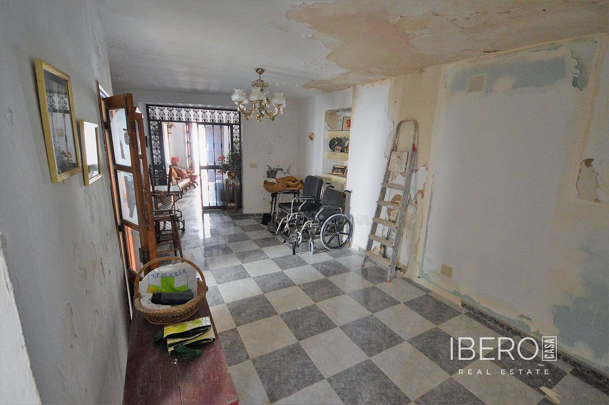 Prodej domu 236 m² s pozemkem 236 m² — photo 2