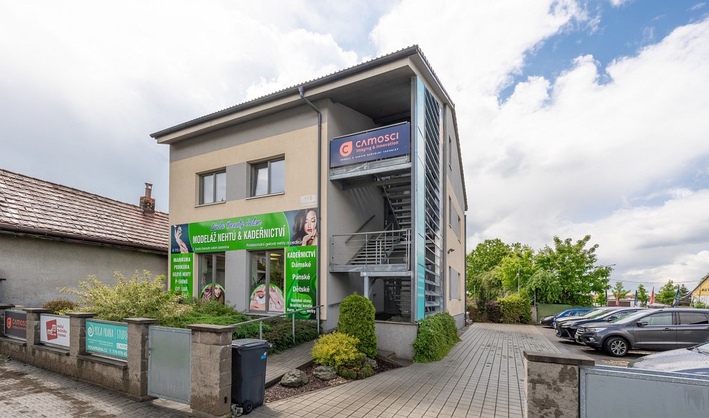Prodej domu 340 m² s pozemkem 450 m², Jesenice – náhled fotky 36