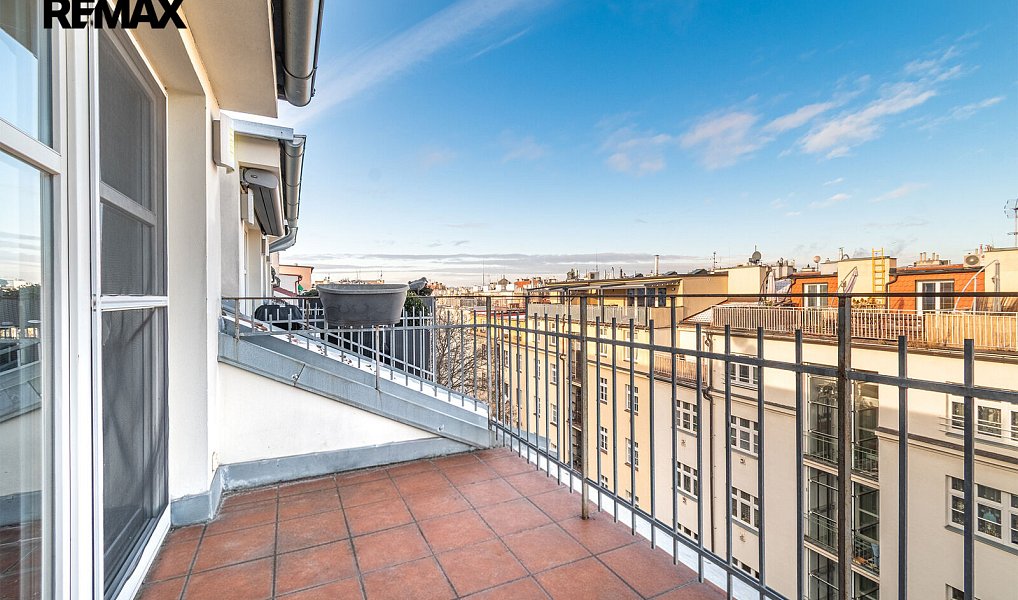 Prodej bytu 3+kk 107 m², Praha – náhled fotky 36