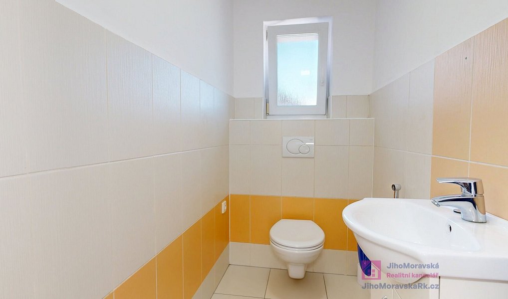 Prodej domu 188 m² s pozemkem 135 m², Hodonín – náhled fotky 13
