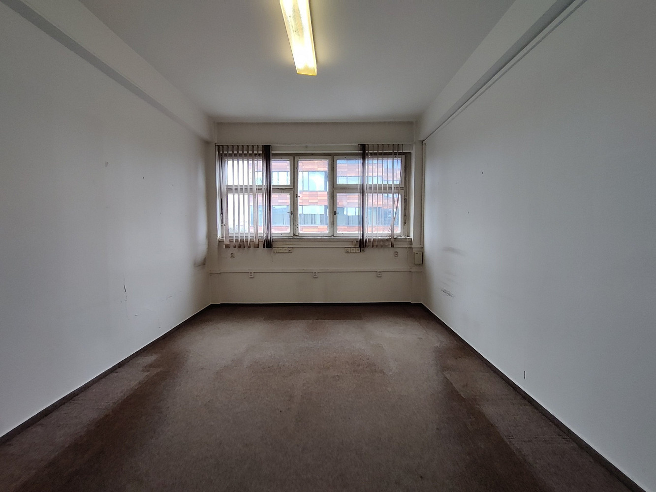 Pronájem kanceláře 31 m² – fotografie 5