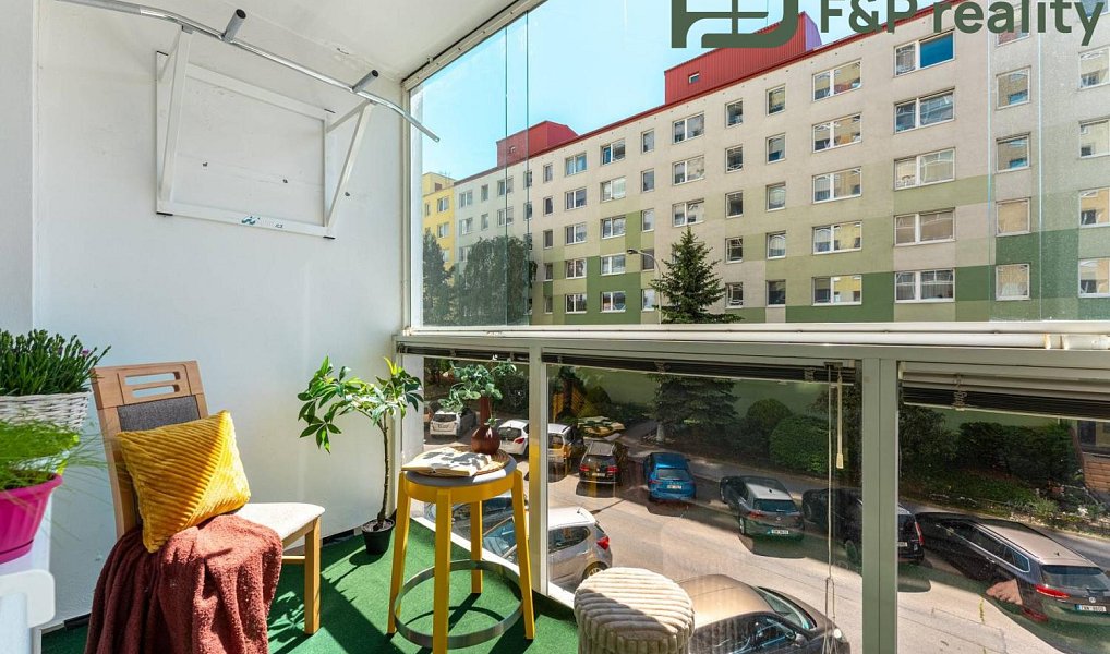 Prodej bytu 3+1 72 m², Praha – náhled fotky 22