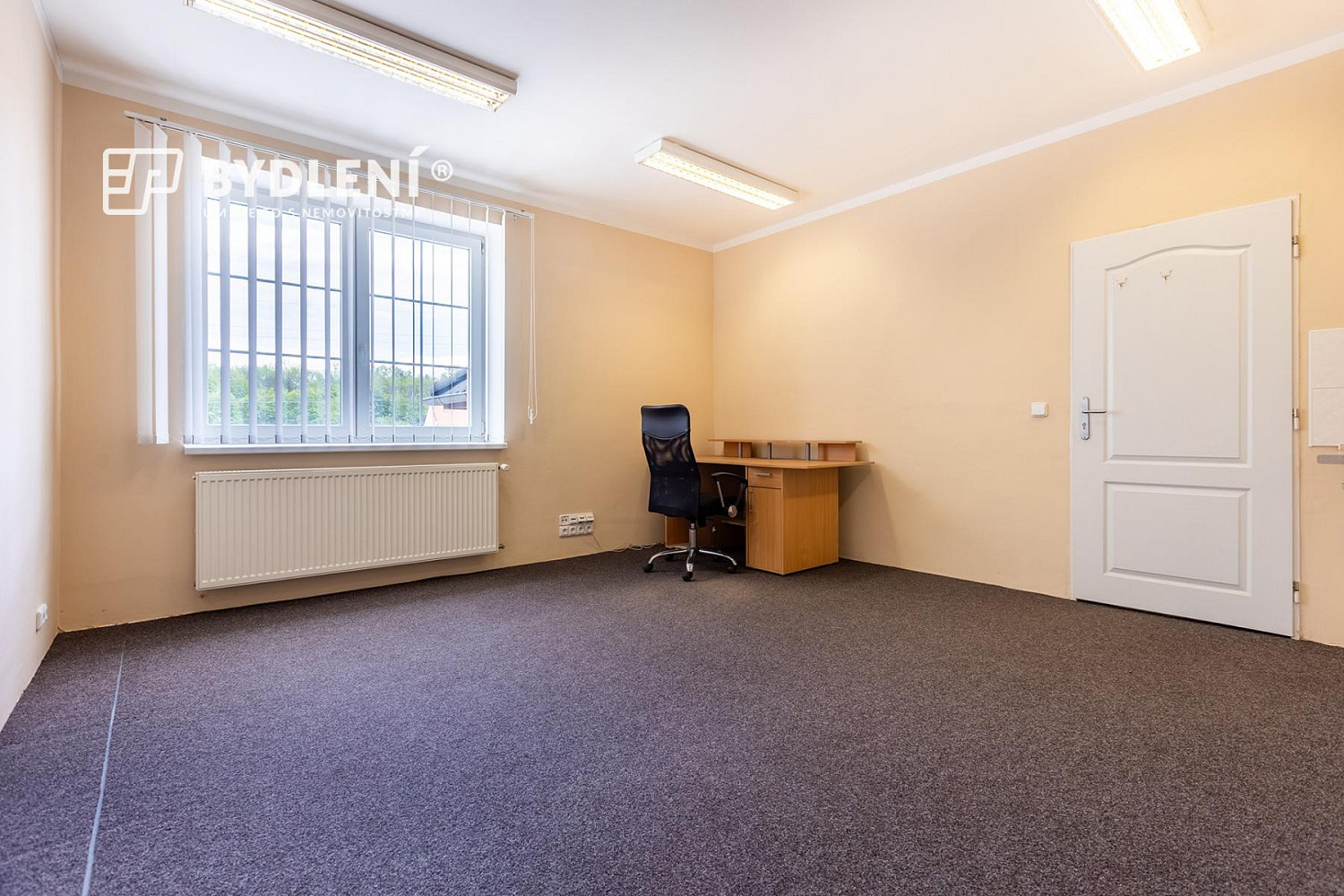 Prodej kanceláře 320 m² – fotografie 4