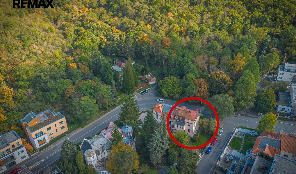 Prodej domu 269 m² s pozemkem 496 m², Praha – náhled fotky 38