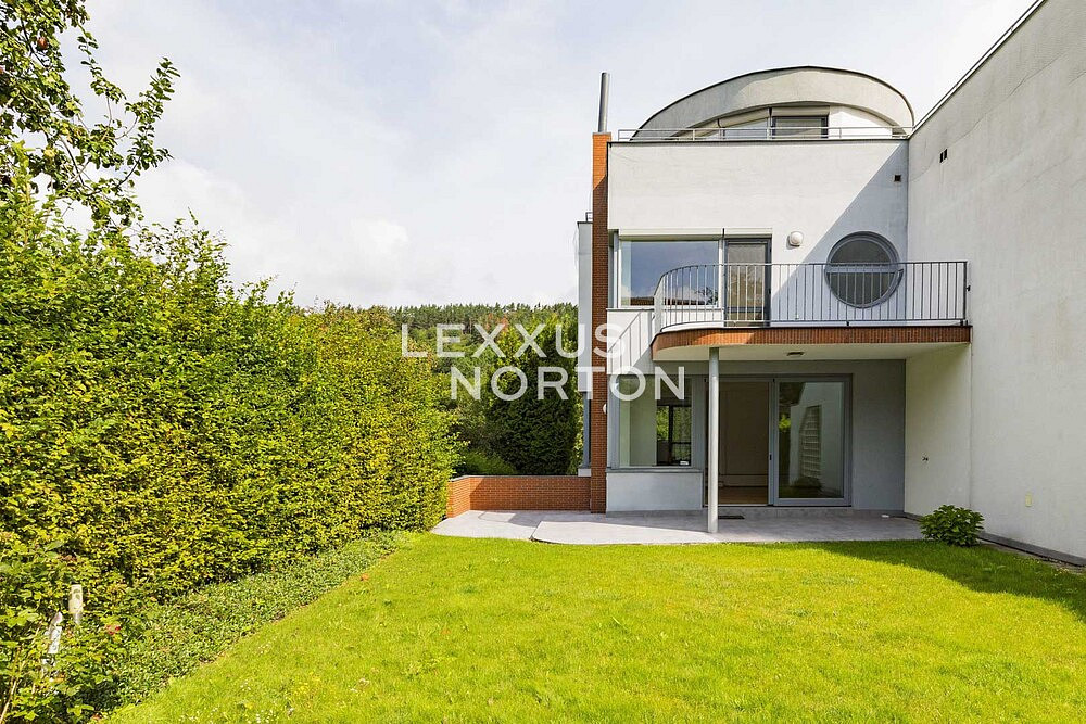 Pronájem domu 230 m² s pozemkem 485 m² — photo 4