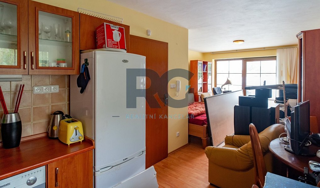 Prodej domu 226 m² s pozemkem 1 089 m², Písek – náhled fotky 24