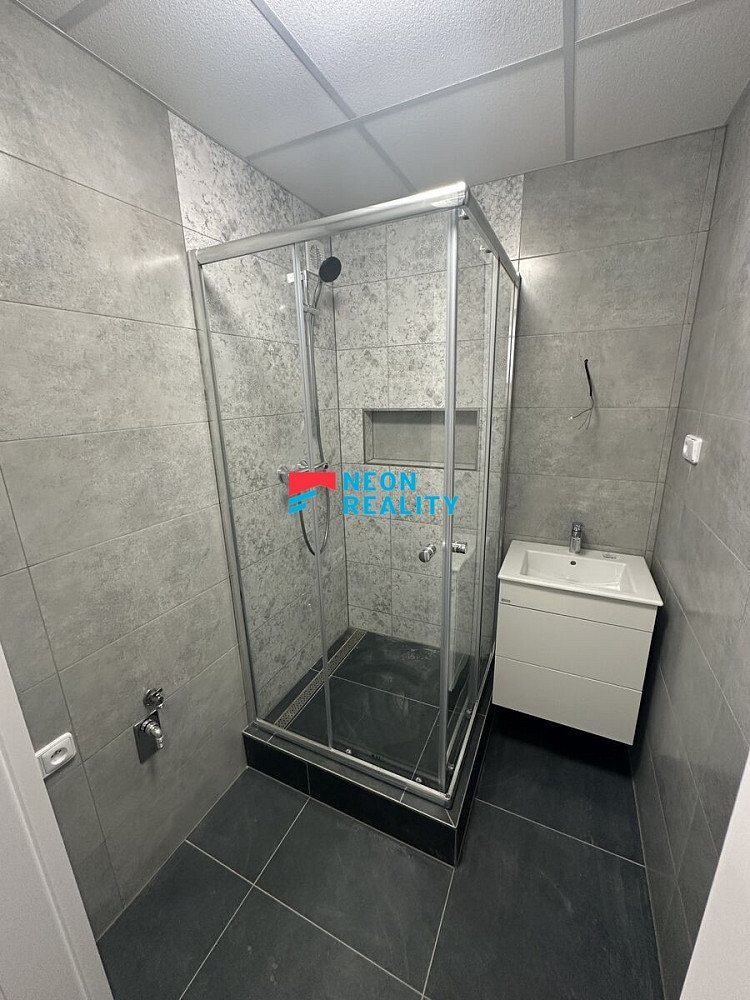 Pronájem bytu 3+1 78 m² – fotografie 3