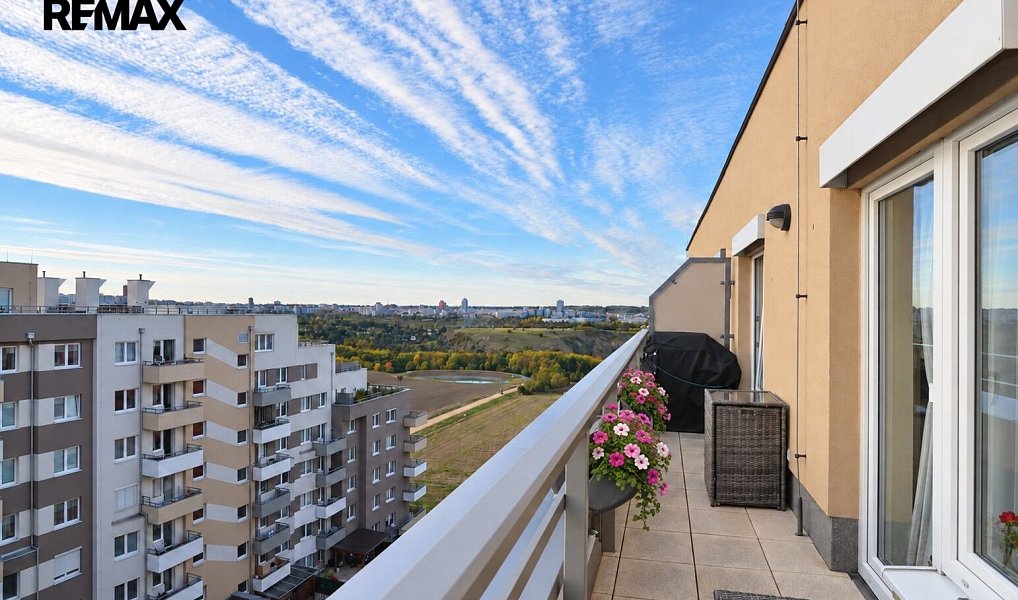 Pronájem bytu 2+kk 44 m², Praha – náhled fotky 8