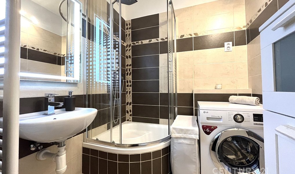 Pronájem bytu 2+1 58 m², Sadová, Hulín, okres Kroměříž