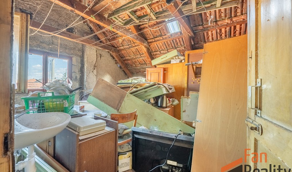 Prodej domu 218 m² s pozemkem 445 m², Hostouň – náhled fotky 17