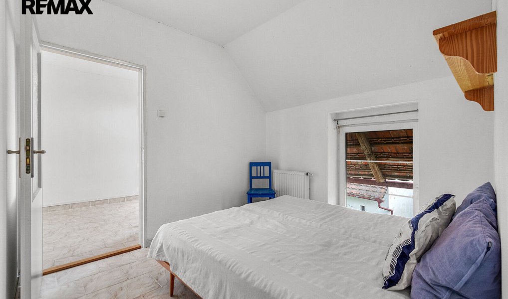 Prodej domu 240 m² s pozemkem 1 122 m², Střížovice – náhled fotky 36