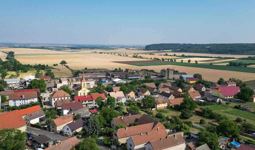 Prodej domu 174 m² s pozemkem 891 m², Libkovice pod Řípem – náhled fotky 30