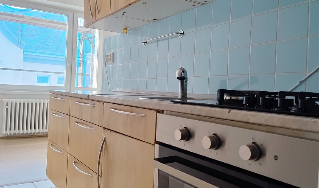 Pronájem bytu 3+1 76 m², Děčín – náhled fotky 3