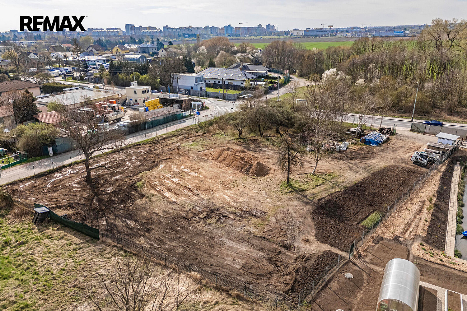 Prodej stavebního pozemku 1 120 m² – fotografie 4