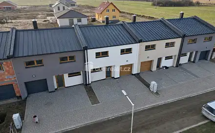 Pronájem domu 136 m² s pozemkem 262 m², Huštěnovice, okres Uherské Hradiště