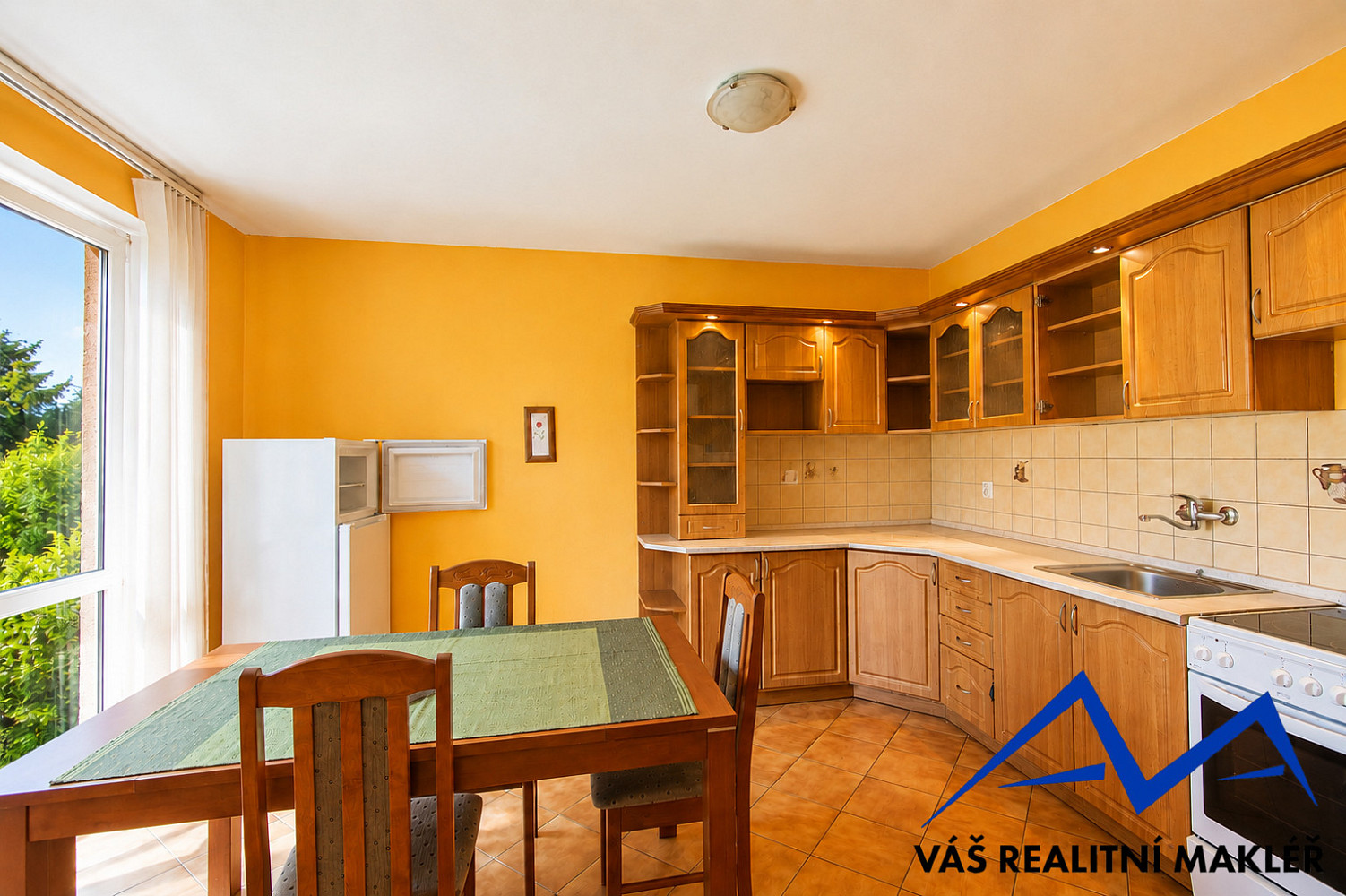 Prodej domu 242 m² s pozemkem 691 m² — photo 3