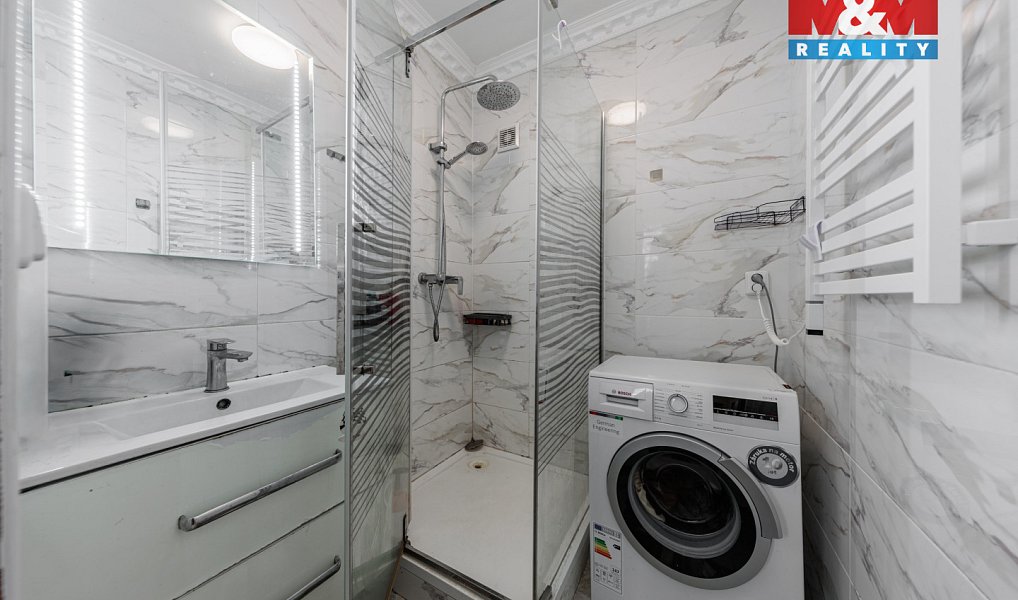 Prodej bytu 3+1 60 m², Karlovy Vary – náhled fotky 3