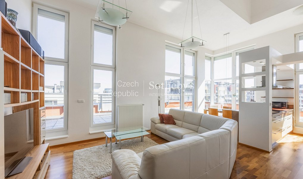 Prodej bytu 4+kk 121 m², Praha – náhled fotky 3