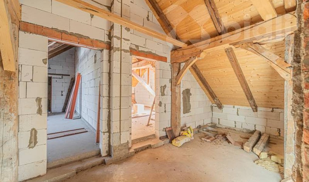 Prodej domu 1 947 m² s pozemkem 24 277 m², Žihobce – náhled fotky 22