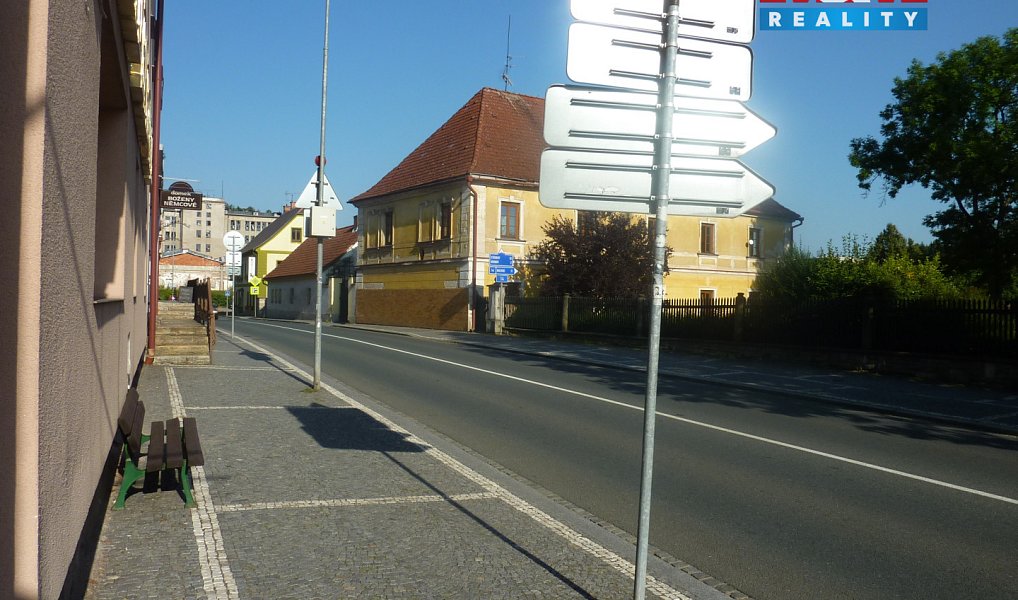 Prodej bytu 1+1 85 m², Červený Kostelec – náhled fotky 9