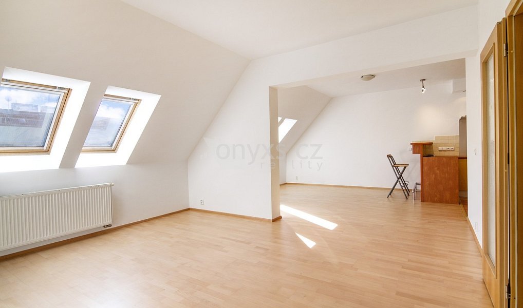 Pronájem bytu 3+kk 98 m², Praha – náhled fotky 9