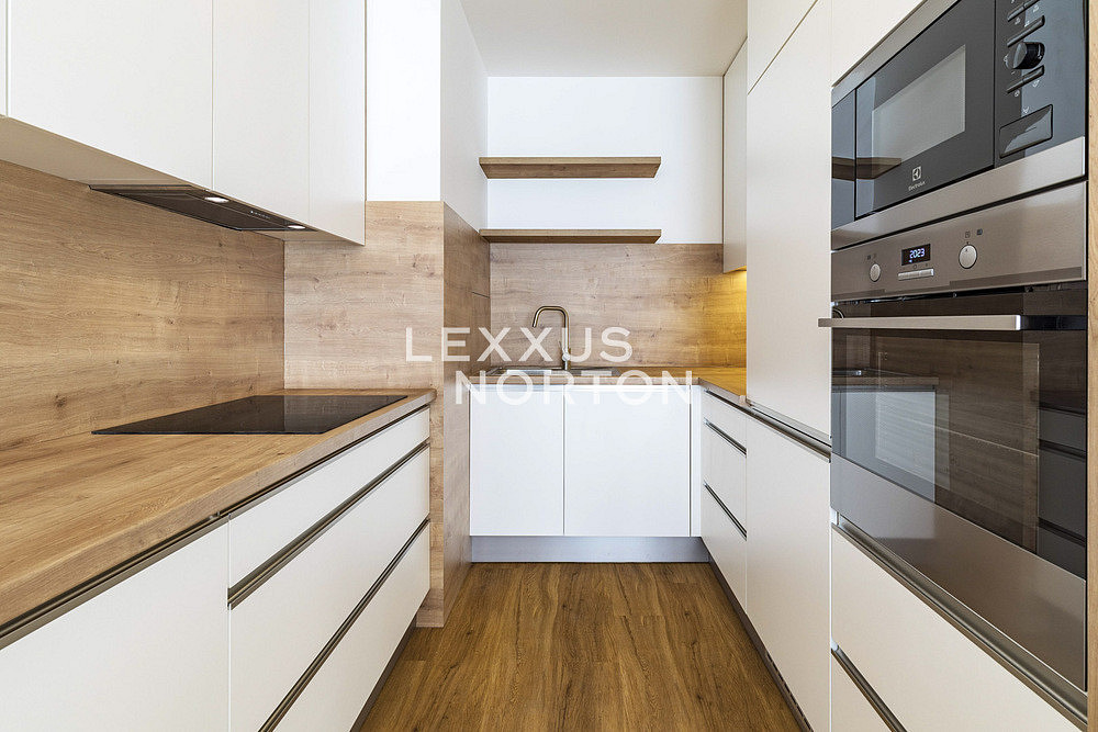 Pronájem bytu 2+kk 60 m² – fotografie 2