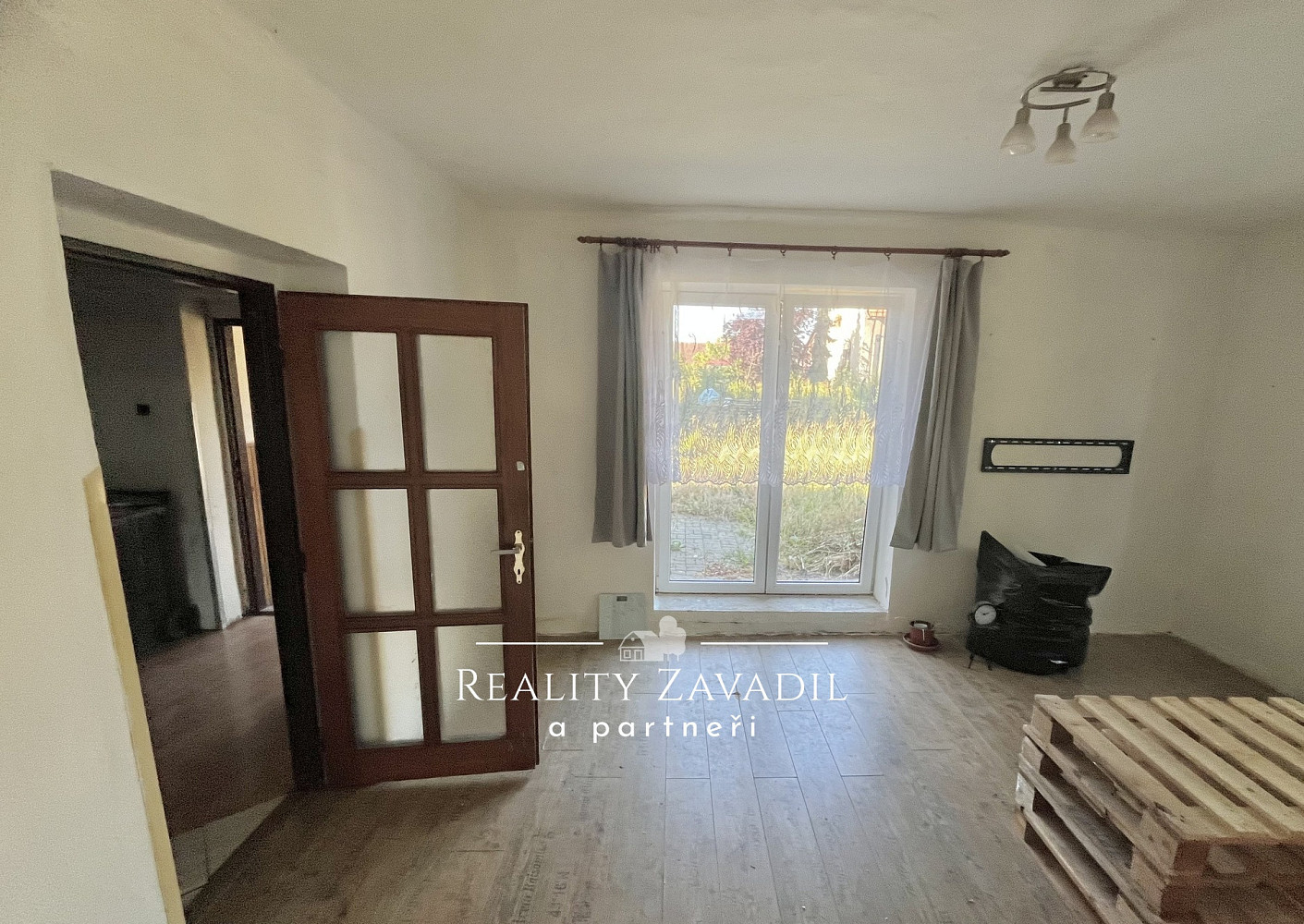 Prodej domu 110 m² s pozemkem 1 021 m² – pohled 4