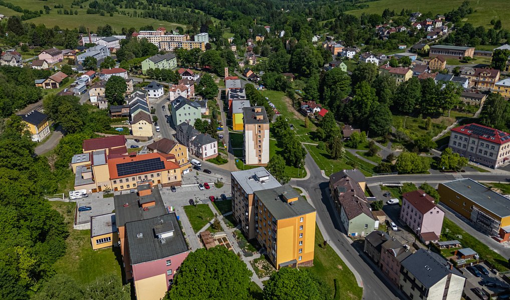 Prodej bytu 3+1 82 m², Luby – náhled fotky 31