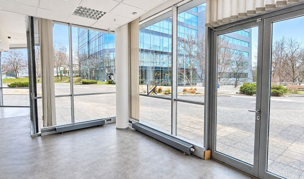 Pronájem obchodních prostor 291 m², Praha – náhled fotky 3