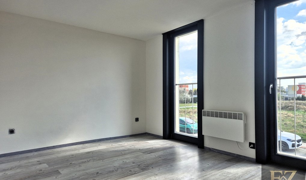 Prodej domu 141 m² s pozemkem 810 m², České Velenice – náhled fotky 14