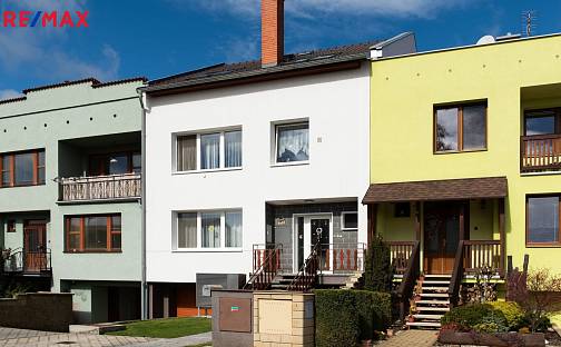 Prodej domu 280 m² s pozemkem 374 m², Určice, okres Prostějov