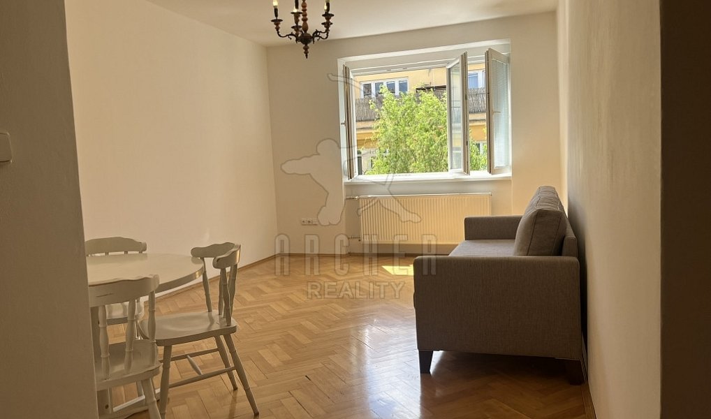 Prodej bytu 2+kk 55 m², Praha – náhled fotky 2